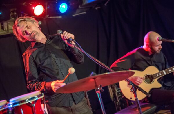 Das 3. Stubenkonzert mit dem deDADAduo