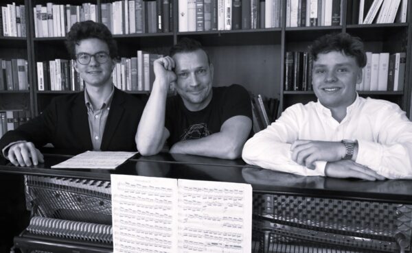 „Nachtgedanken“ – Melancholische Lesung mit Klaviermusik